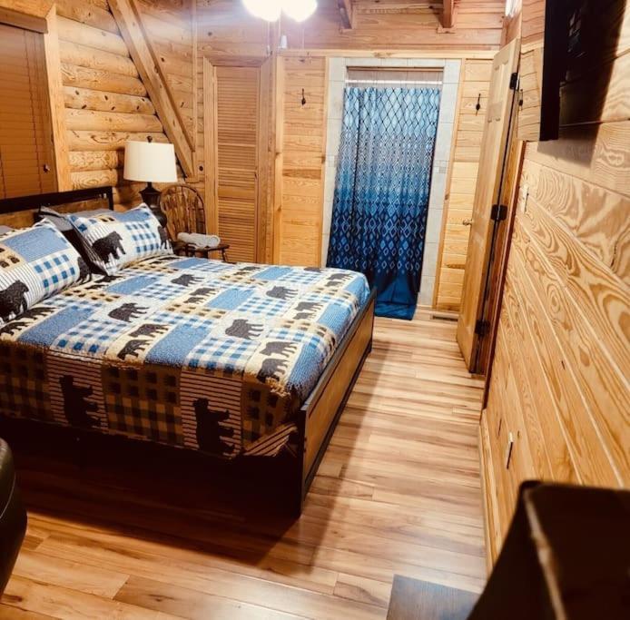 Rustic Black Bear Cabin Pigeon Forge Dış mekan fotoğraf
